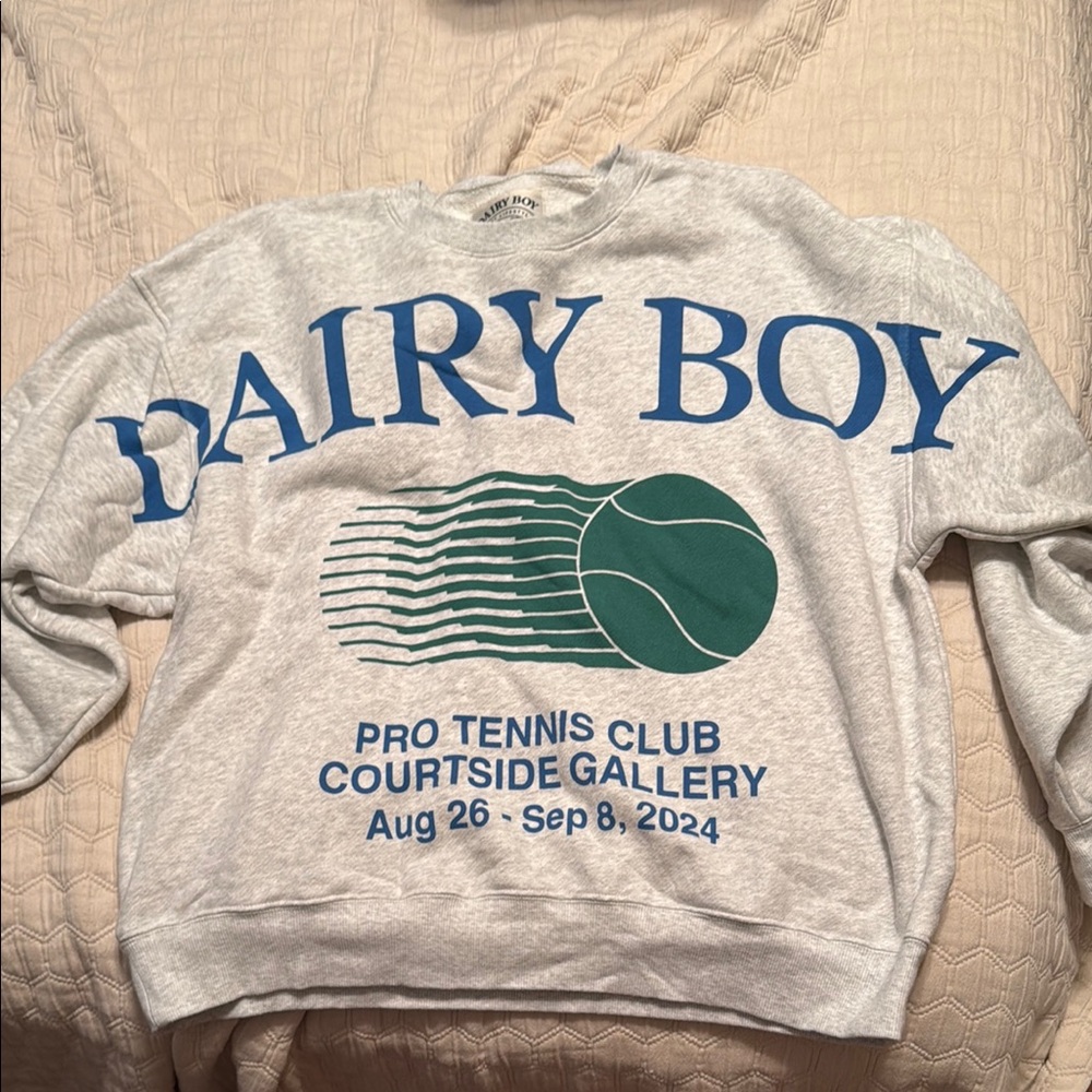 Dairy Boy Graphic Sweatshirt/crewneck pro tennis club